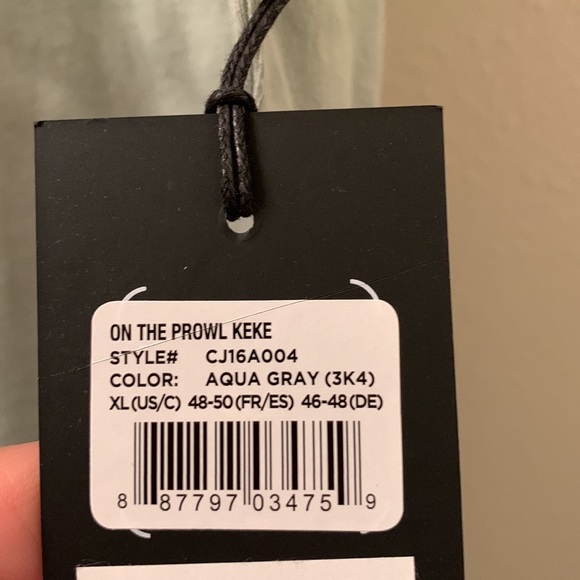 ✅✅WildFox On the Prowl Keke T shirt in Aqua Gray - Picture 5 of 6